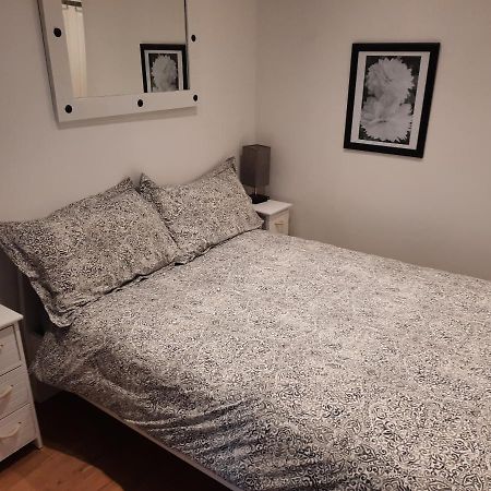 Lovely Home With Full En-Suite Double Bed Rooms Reading Kültér fotó