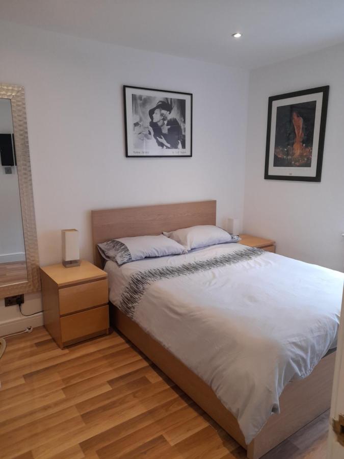 Lovely Home With Full En-Suite Double Bed Rooms Reading Kültér fotó