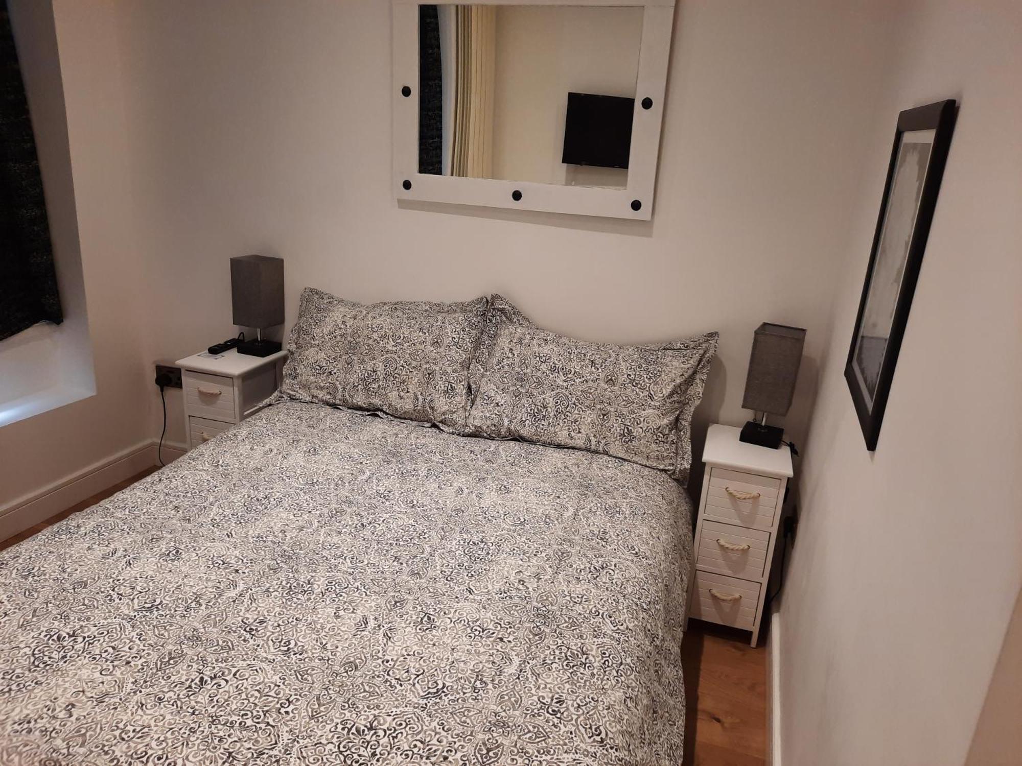 Lovely Home With Full En-Suite Double Bed Rooms Reading Kültér fotó